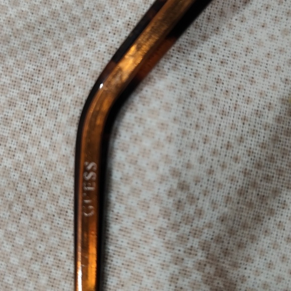 Guess sunglasses - Picture 3 of 5